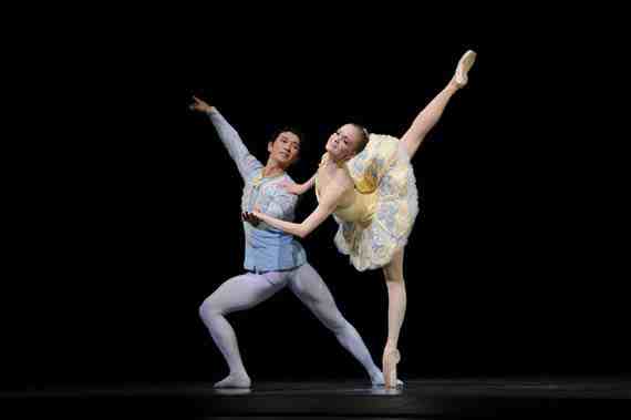 San Francisco Ballet - Divertimento No.15
